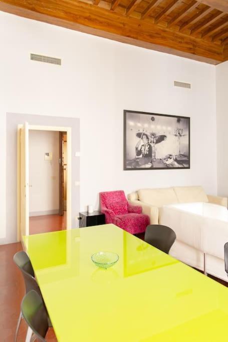 Elegant Apartment Near Piazza Della Signoria Firenze Eksteriør bilde