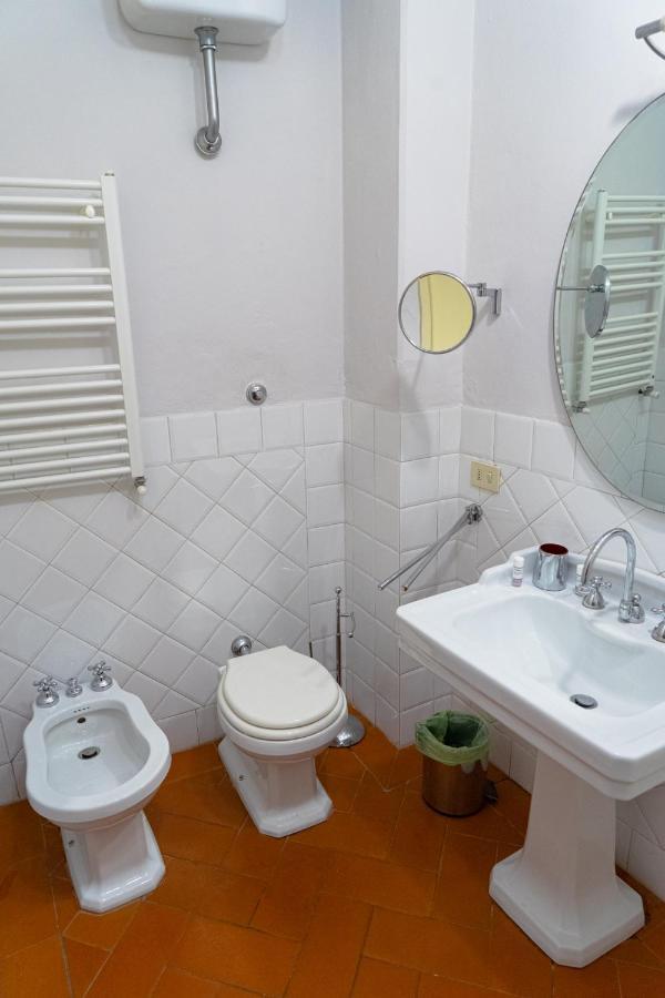 Elegant Apartment Near Piazza Della Signoria Firenze Eksteriør bilde